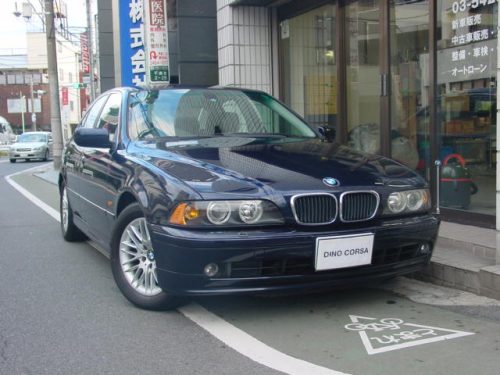 01 BMW530i