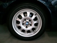 02 BMW320i