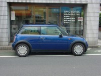 02 MINI ONE