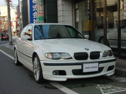 05 BMW 320i M-Sport