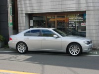 06 BMW750i