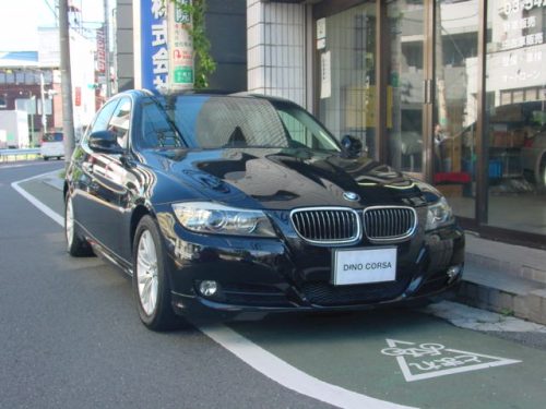 09 BMW325i