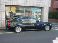 09 BMW325i