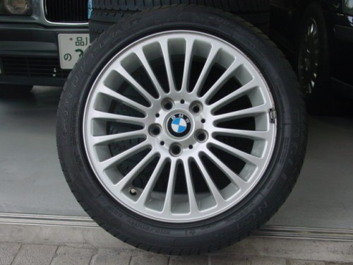 BMW17inch